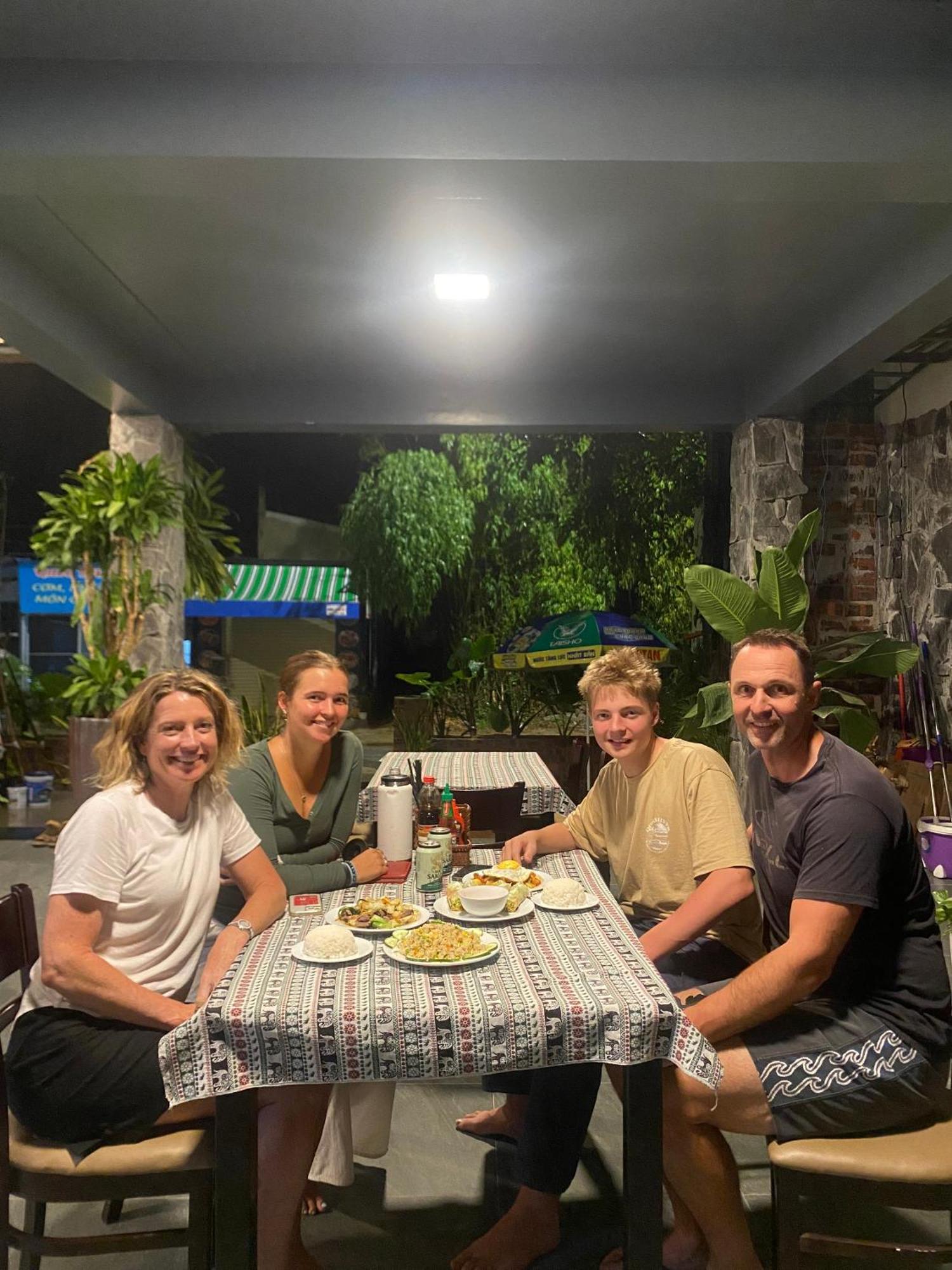 Tutu'S Homestay Phong Nha Exterior photo
